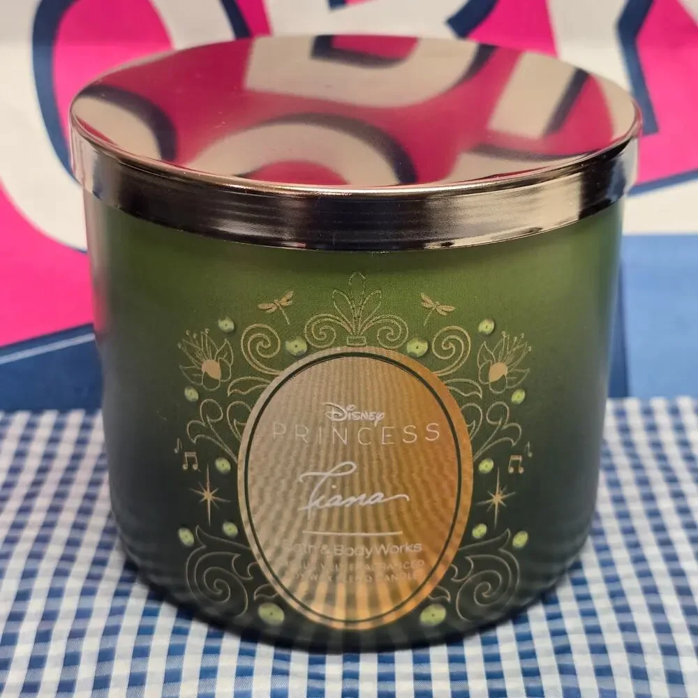 BBW Disney Princess Tiana Large 3 Wick Candle Holiday Home Fragrance Exclusive